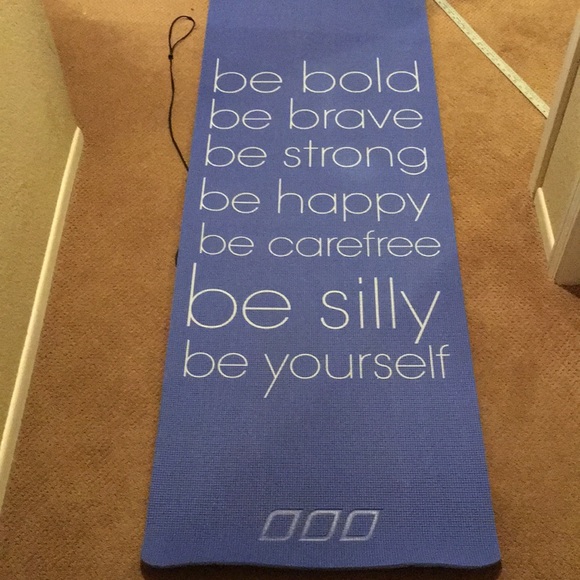 lorna jane yoga mat